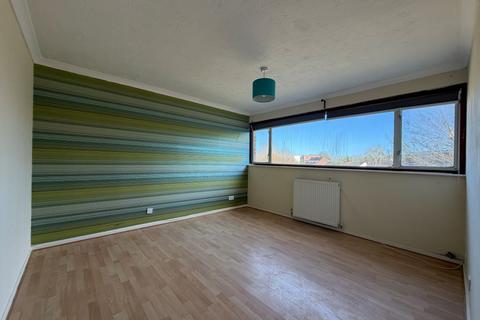 undefined, 4A Kingsway, Blackwater, Camberley, Surrey, GU17 0HY