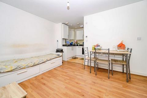 1 bedroom flat for sale, Empress Road, Luton, Bedfordshire, LU3
