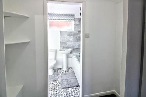 Studio to rent, Langstone Court, Aylesbury