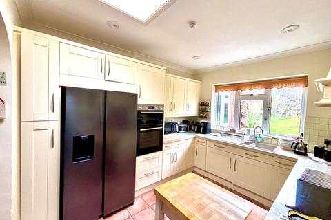 undefined, Western Avenue, Egham, Surrey, TW20