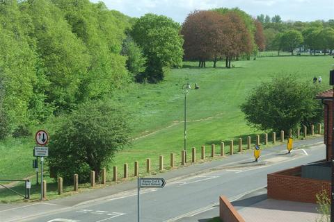 1 bedroom apartment for sale, Newark Lane, Ripley