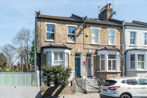 2 bedroom flat for sale, North Street, Clapham, London, SW4