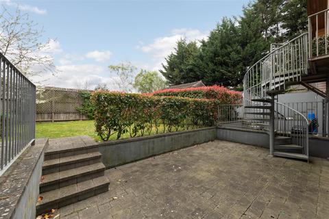 3 bedroom semi-detached house for sale, Bell Brook Rise, London N11