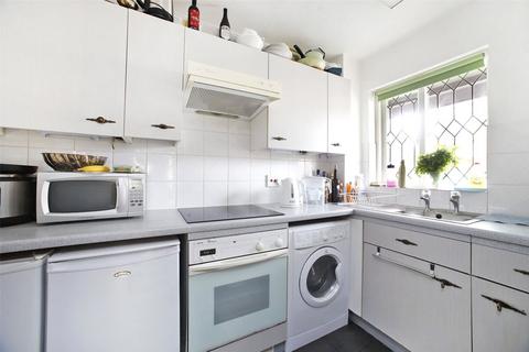 1 bedroom end of terrace house to rent, Oxley Close, London, SE1