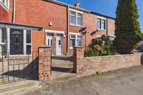 1 bedroom flat for sale, Park Terrace, Killingworth, NE12