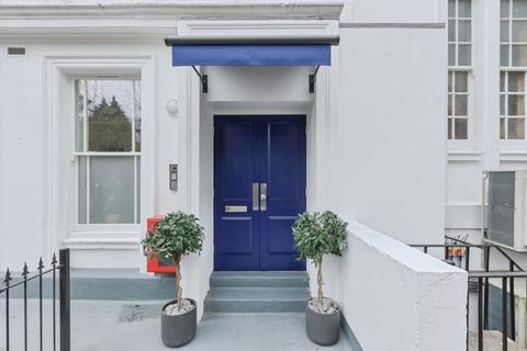 2 bedroom flat for sale, Mount Pleasant Avenue, Tunbridge Wells, Kent, TN1