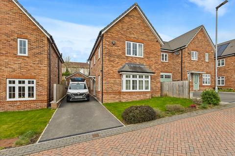 3 bedroom detached house for sale, Westfield Rise, Wakefield, WF2