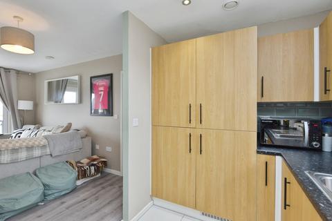 2 bedroom flat for sale, Angus Way, MILTON KEYNES, Buckinghamshire, MK8