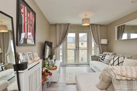 2 bedroom flat for sale, Angus Way, MILTON KEYNES, Buckinghamshire, MK8