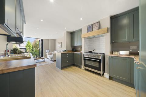 3 bedroom semi-detached house for sale, Oakdene Road, Peasmarsh, Guildford