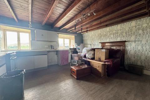 4 bedroom property with land for sale, Lowgill Farm, Agglethorpe, Leyburn