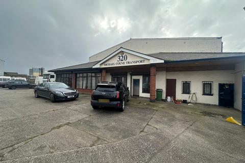 Office to rent, 320 Derby Rd Bootle L20 8LN