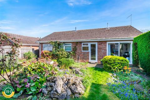 3 bedroom detached bungalow for sale, All Hallowes Drive, Tickhill, Doncaster