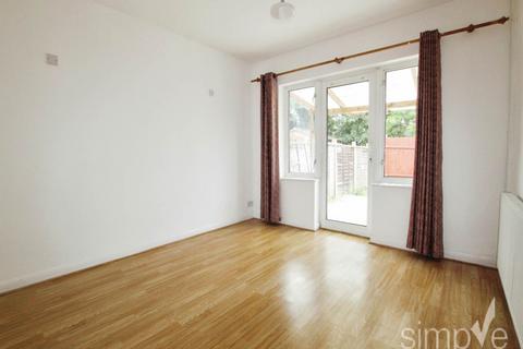 3 bedroom house to rent, Blossom Way, West Drayton, Middlesex