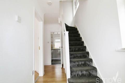 3 bedroom house to rent, Blossom Way, West Drayton, Middlesex