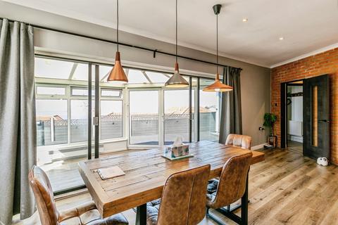 4 bedroom detached bungalow for sale, St. Augustines Close, Portishead, Bristol