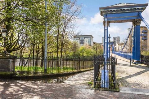 2 bedroom flat for sale, Waterside Place, Glasgow, Glasgow City, G5