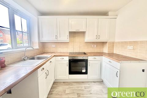 2 bedroom flat to rent, Thorndale Court, Manchester M9