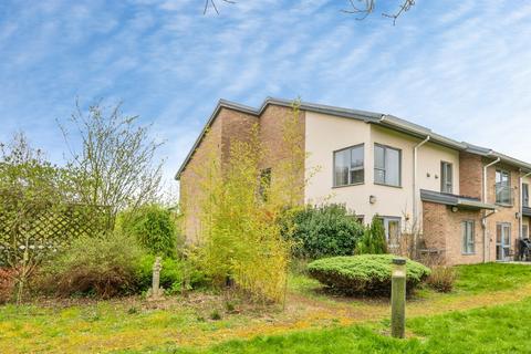 2 bedroom flat for sale, St. Michaels Avenue, Aylsham, Norwich