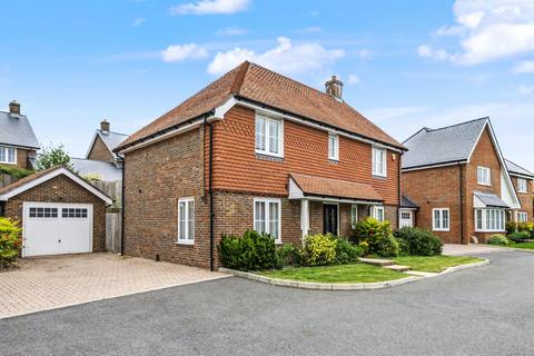 4 bedroom detached house for sale, The Mallards, Crowborough