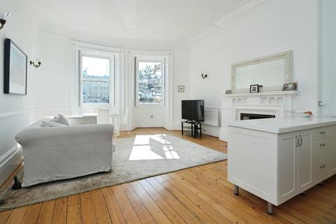 1 bedroom ground floor flat for sale, Brunswick Square, Hove