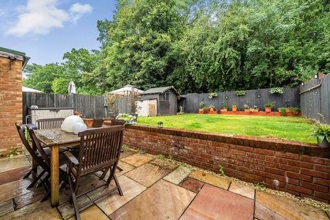 3 bedroom semi-detached house for sale, Gosden Hill Road, Surrey GU4
