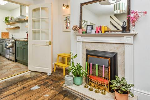 3 bedroom terraced house for sale, Station Road, Midsomer Norton, Radstock