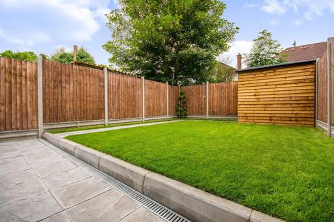 4 bedroom terraced house to rent, Salem Place, Central Croydon, Croydon, CR0