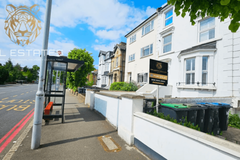 2 bedroom maisonette for sale, 237a Addiscombe Road, CR0