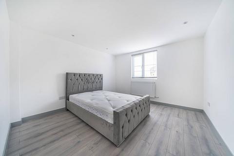 6 bedroom terraced house for sale, Broomfield, Walthamstow, London, E17