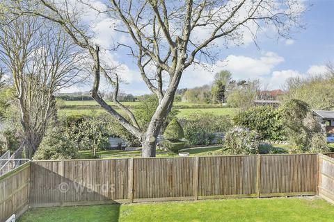4 bedroom detached house for sale, The Tracies, Sittingbourne ME9