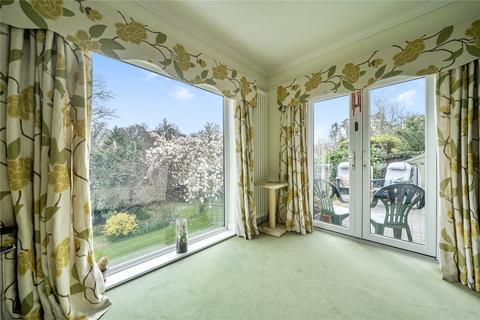 3 bedroom detached house for sale, Barnfield Road, Tatsfield, Surrey, TN16
