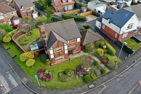 4 bedroom detached house for sale, Tir-Berllan, Oakdale, NP12