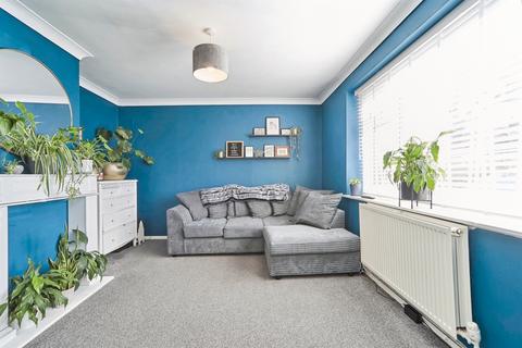 3 bedroom semi-detached house for sale, Queensway, Yeadon, LEEDS