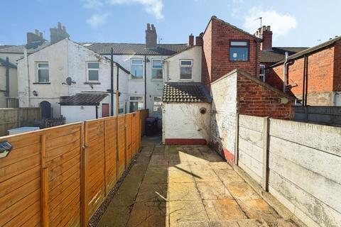 2 bedroom terraced house for sale, New Street, Grantham, NG31