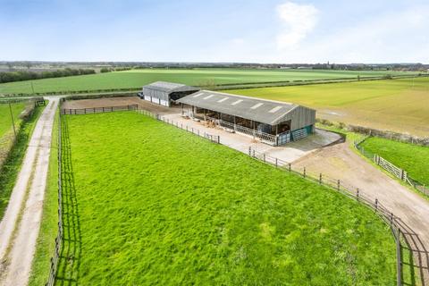 2 bedroom detached house for sale, Wrancarr Lane, Moss, Doncaster