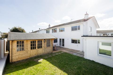 4 bedroom semi-detached house for sale, La Pouquelaye, St. Helier, Jersey