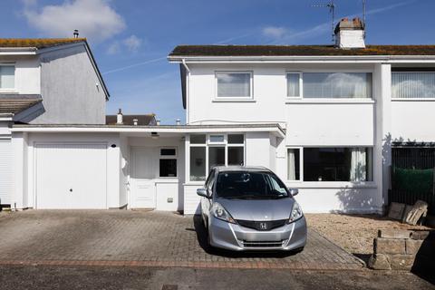 4 bedroom semi-detached house for sale, La Pouquelaye, St. Helier, Jersey