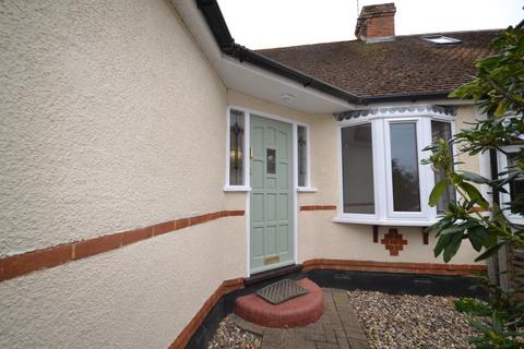 2 bedroom bungalow to rent, Oakroyd Avenue, CM6