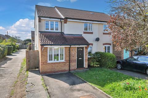 3 bedroom end of terrace house for sale, Elbourn Way, Royston SG8