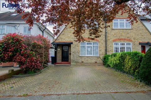 4 bedroom semi-detached house for sale, Sherbrook Gardens, London N21