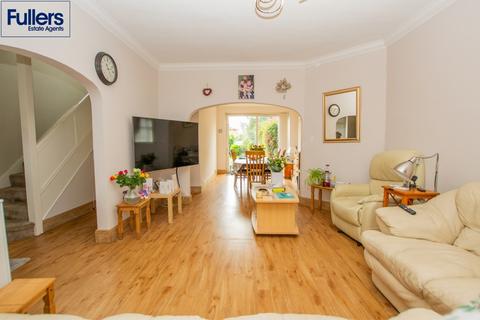 4 bedroom semi-detached house for sale, Sherbrook Gardens, London N21