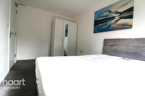 1 bedroom in a house share to rent, Cam Mead, AYLESBURY