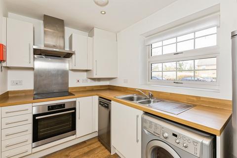 2 bedroom apartment for sale, Hayes Drive, Three Mile Cross, Reading