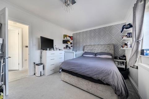 2 bedroom semi-detached house for sale, Downderry Road, Bromley