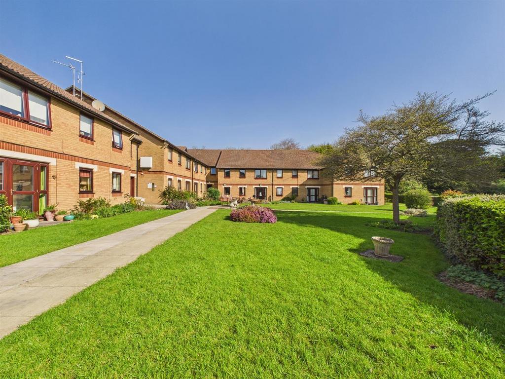 Ivyfield Court