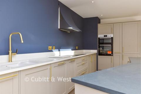 undefined, Kenmure Avenue, Brighton BN1