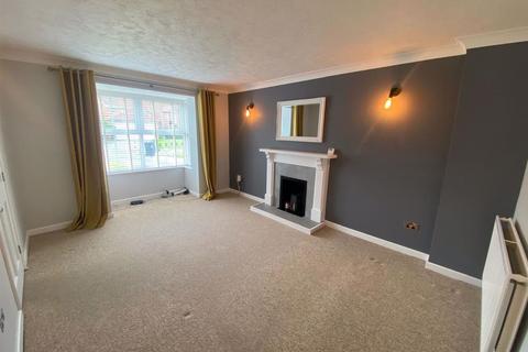 3 bedroom detached house to rent, Boswell Close, Mansfield, NG18 4BZ