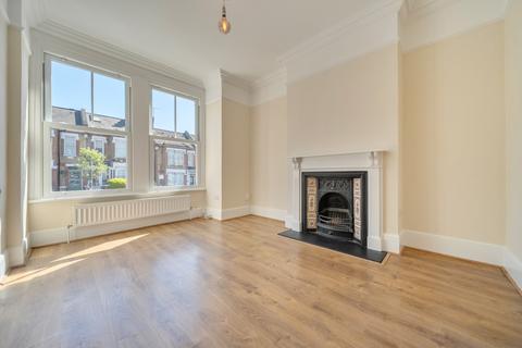 2 bedroom apartment for sale, Eastcombe Avenue, London