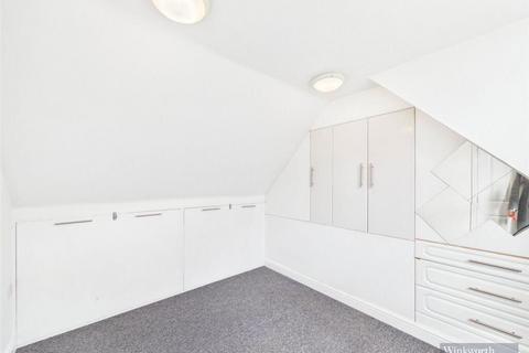 undefined, Fleece Road, Long Ditton, Surbiton, Surrey, KT6 5JR